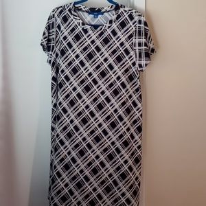 Apt 9 Medium dress worn once